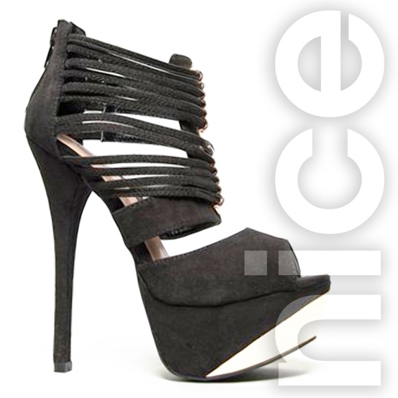 Qupid Shoes - QUPID COUNT-38 BLACK SUEDE HEELS